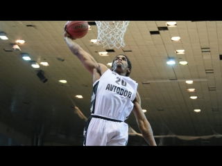 Данк Шакила Маккиссика в матче против Астаны