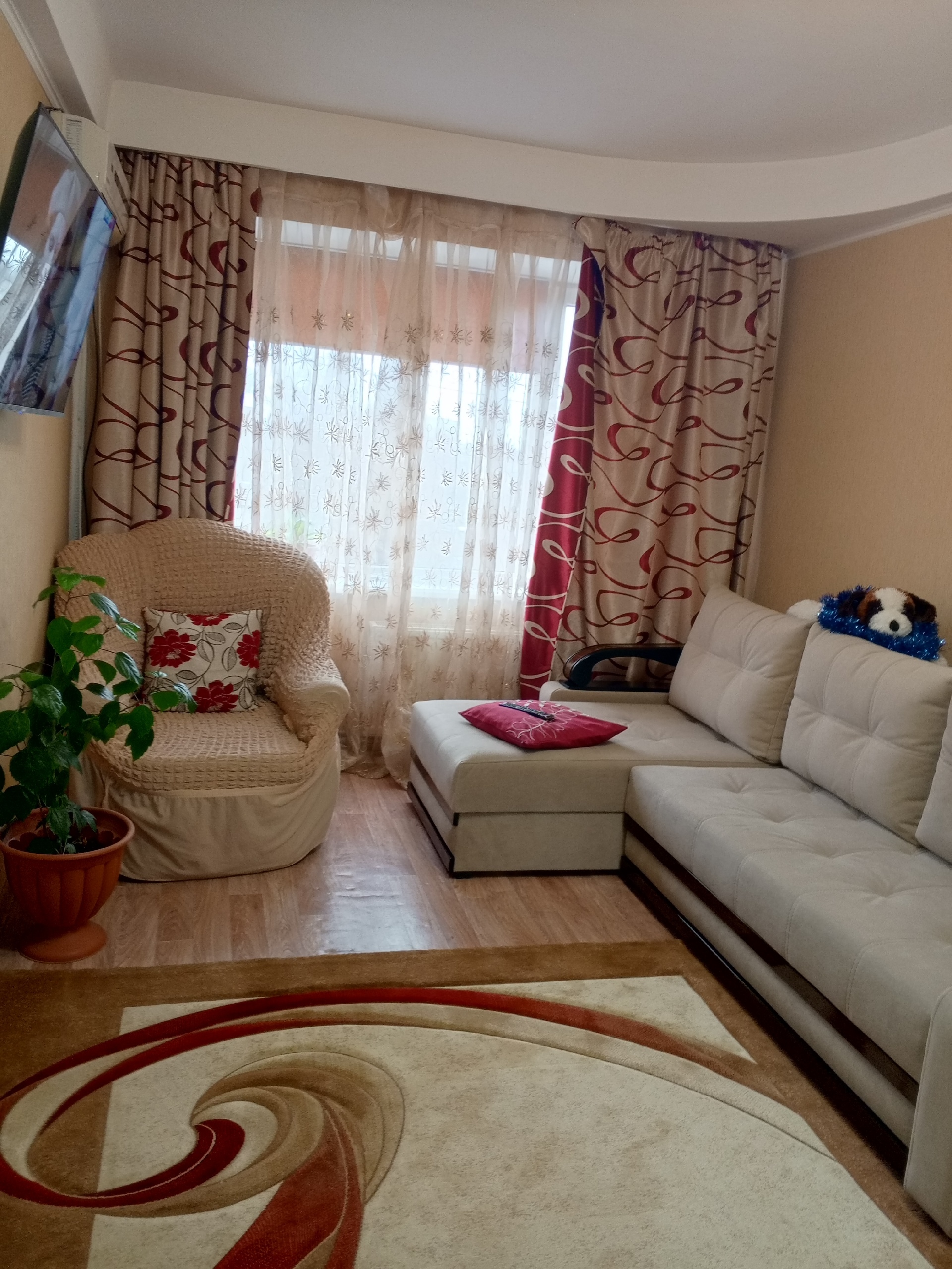 Сдам посуточно квартиру! тел.+79592169551